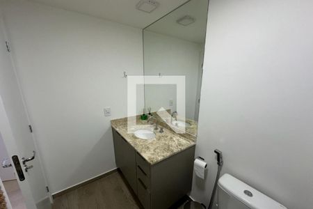 Apartamento para alugar com 75m², 2 quartos e 2 vagas Apartamento para alugar com 75m², 2 quartos e 2 vagasBanheiro da Suíte
