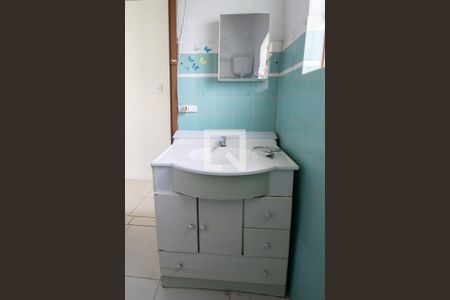 Casa à venda com 300m², 2 quartos e 2 vagasBanheiro