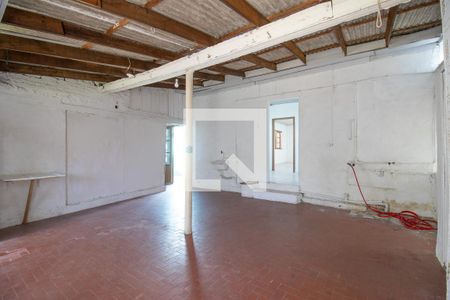 Casa à venda com 300m², 2 quartos e 2 vagasÁrea de Serviço