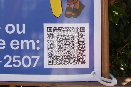 Casa à venda com 300m², 2 quartos e 2 vagasplaca qr