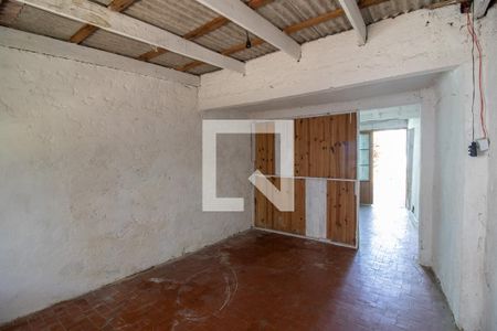 Casa à venda com 300m², 2 quartos e 2 vagasGaragem