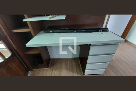 Casa à venda com 292m², 3 quartos e 5 vagasEscritório