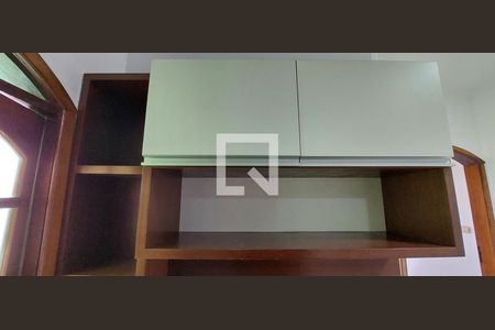 Casa à venda com 292m², 3 quartos e 5 vagasEscritório