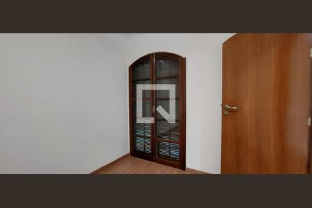 Casa à venda com 292m², 3 quartos e 5 vagasQuarto 2