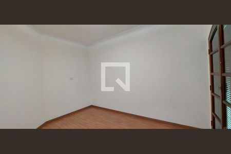 Casa à venda com 292m², 3 quartos e 5 vagasQuarto 2