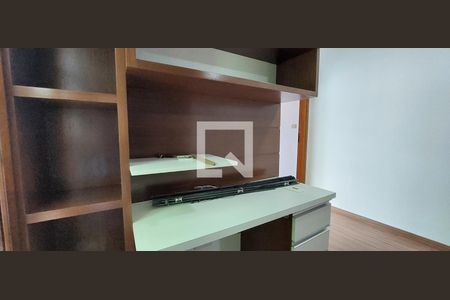 Casa à venda com 292m², 3 quartos e 5 vagasEscritório