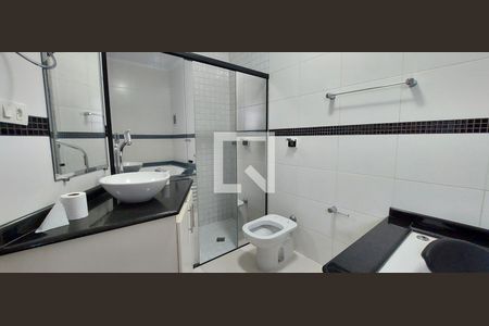 Casa à venda com 292m², 3 quartos e 5 vagasBanheiro Quarto 1 suíte