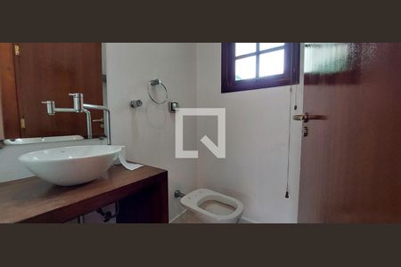 Casa à venda com 292m², 3 quartos e 5 vagasBanheiro 4