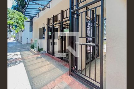 Apartamento para alugar com 41m², 2 quartos e sem vaga Apartamento para alugar com 41m², 2 quartos e sem vagaFachada