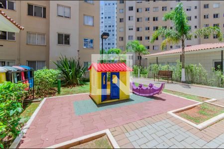 Apartamento para alugar com 41m², 2 quartos e sem vaga Apartamento para alugar com 41m², 2 quartos e sem vagaÁrea comum - Playground