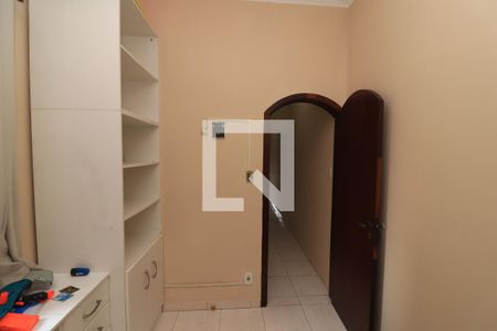 Casa para alugar com 150m², 3 quartos e 2 vagasQuarto 1