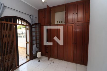 Casa para alugar com 150m², 3 quartos e 2 vagasQuarto 2 - Suíte