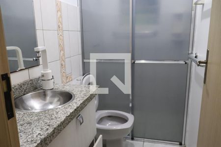 Banheiro de apartamento para alugar com 2 quartos, 55m² em Vicentina, São Leopoldo