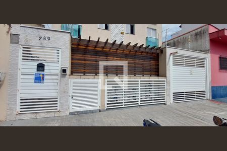 Apartamento para alugar com 61m², 2 quartos e 1 vagaFachada
