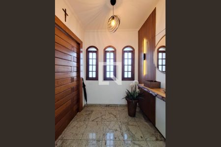 Hall de casa à venda com 3 quartos, 220m² em Vila Santa Maria, São Paulo
