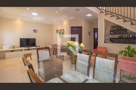Sala de casa de condomínio para alugar com 4 quartos, 368m² em Mirante de Jundiaí, Jundiaí