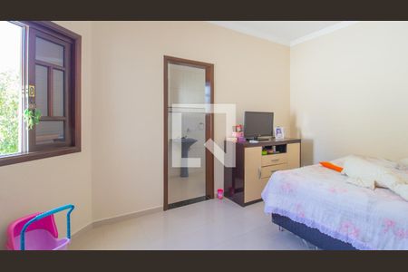 Casa de condomínio à venda com 368m², 4 quartos e 2 vagasSuíte 2