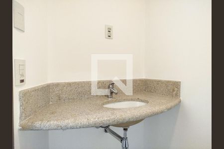 Banheiro de kitnet/studio para alugar com 1 quarto, 20m² em Santa Paula, São Caetano do Sul