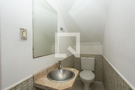 Casa à venda com 270m², 3 quartos e 2 vagasLavabo