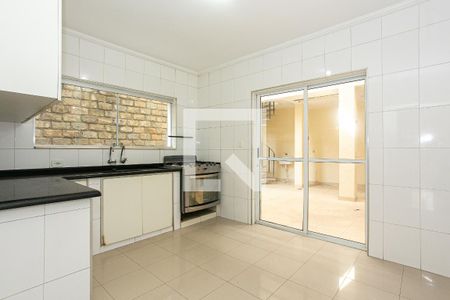 Casa à venda com 270m², 3 quartos e 2 vagasCozinha