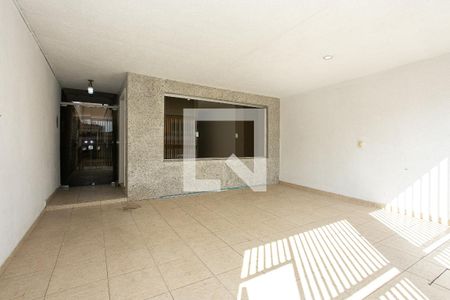 Casa à venda com 270m², 3 quartos e 2 vagasGaragem