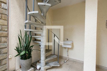 Casa à venda com 270m², 3 quartos e 2 vagasQuintal