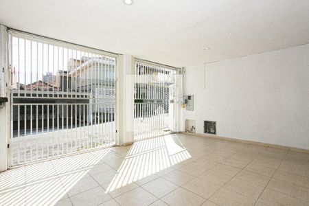 Casa à venda com 270m², 3 quartos e 2 vagasGaragem