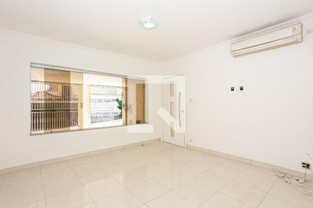 Sala 1 de casa à venda com 3 quartos, 270m² em Vila Carrão, São Paulo
