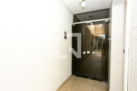 Casa à venda com 270m², 3 quartos e 2 vagasCorredor