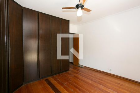 Casa à venda com 270m², 3 quartos e 2 vagasSuíte