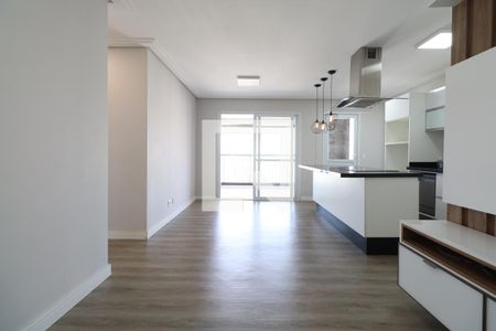 Sala de apartamento para alugar com 3 quartos, 88m² em Campestre, Santo André