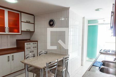 Apartamento para alugar com 141m², 3 quartos e 3 vagasCozinha