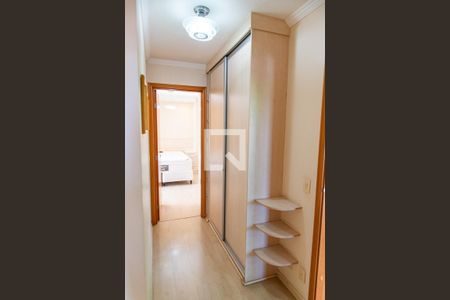 Apartamento para alugar com 141m², 3 quartos e 3 vagasCorredor