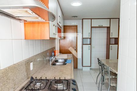 Apartamento para alugar com 141m², 3 quartos e 3 vagasCozinha