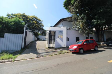Casa de condomínio para alugar com 70m², 2 quartos e 2 vagasFachada