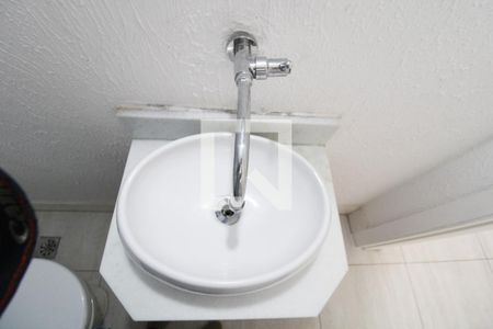 Casa de condomínio para alugar com 70m², 2 quartos e 2 vagasLavabo