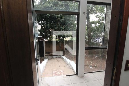 Vista da Sala de casa à venda com 5 quartos, 400m² em Nonoai, Porto Alegre