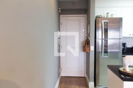 Apartamento à venda com 74m², 3 quartos e 2 vagasEntrada