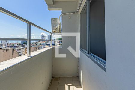 Sacada de apartamento para alugar com 3 quartos, 74m² em Capoeiras, Florianópolis