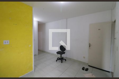Sala de apartamento para alugar com 2 quartos, 46m² em Praia da Bandeira, Rio de Janeiro