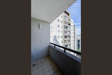 Varanda da Sala de apartamento para alugar com 3 quartos, 79m² em Jardim Analia Franco, São Paulo