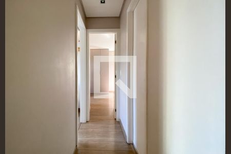Corredor  de apartamento para alugar com 2 quartos, 73m² em Jaguaré, São Paulo
