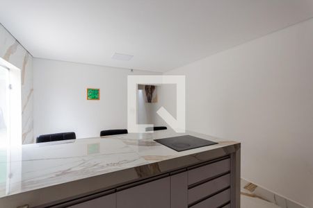 Casa à venda com 196m², 2 quartos e 6 vagas Casa à venda com 196m², 2 quartos e 6 vagasCozinha