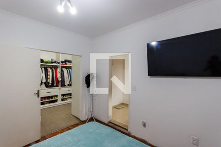 Casa à venda com 196m², 2 quartos e 6 vagas Casa à venda com 196m², 2 quartos e 6 vagasSuíte