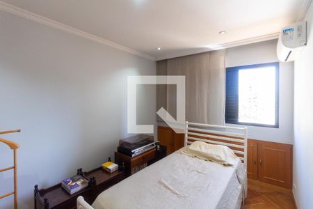 Apartamento à venda com 176m², 3 quartos e 3 vagasquarto 2