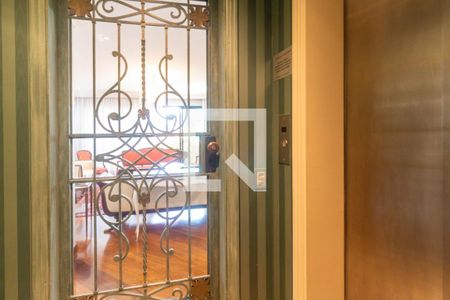 Apartamento à venda com 176m², 3 quartos e 3 vagasHall social