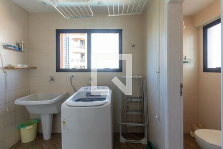 Apartamento à venda com 176m², 3 quartos e 3 vagasArea de serviço