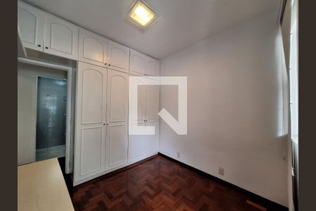 Quarto 1 de apartamento para alugar com 2 quartos, 70m² em Botafogo, Rio de Janeiro