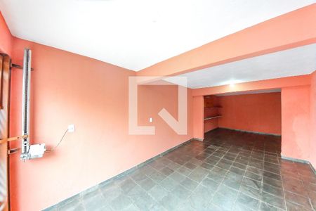 Casa para alugar com 125m², 2 quartos e 2 vagas Casa para alugar com 125m², 2 quartos e 2 vagasGaragem