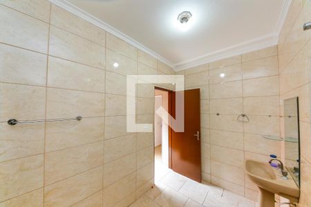 Casa para alugar com 125m², 2 quartos e 2 vagas Casa para alugar com 125m², 2 quartos e 2 vagasBanheiro